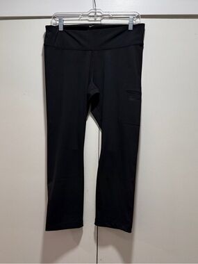 Nike Black Performance Capri Leggings